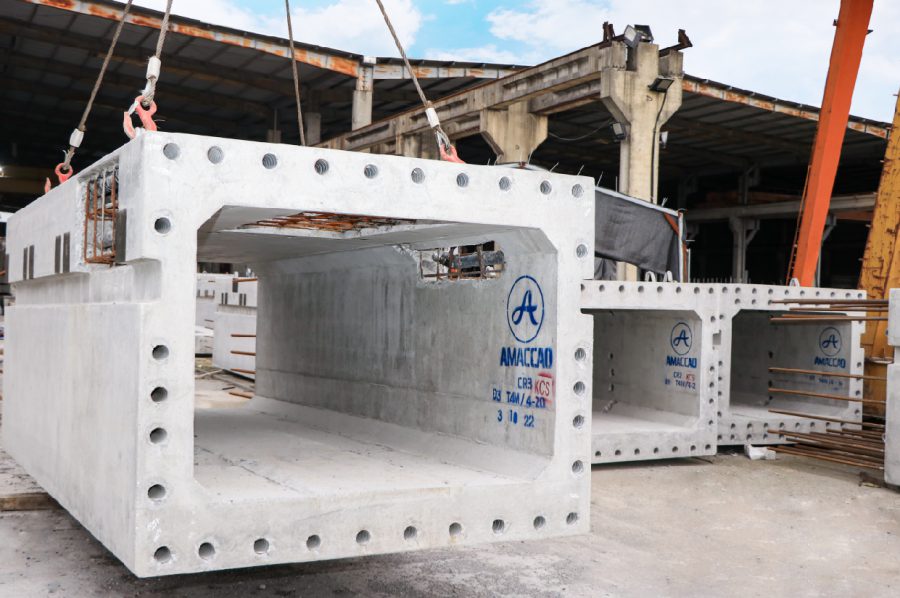 Cột bê tông đúc sẵn AMACCAO